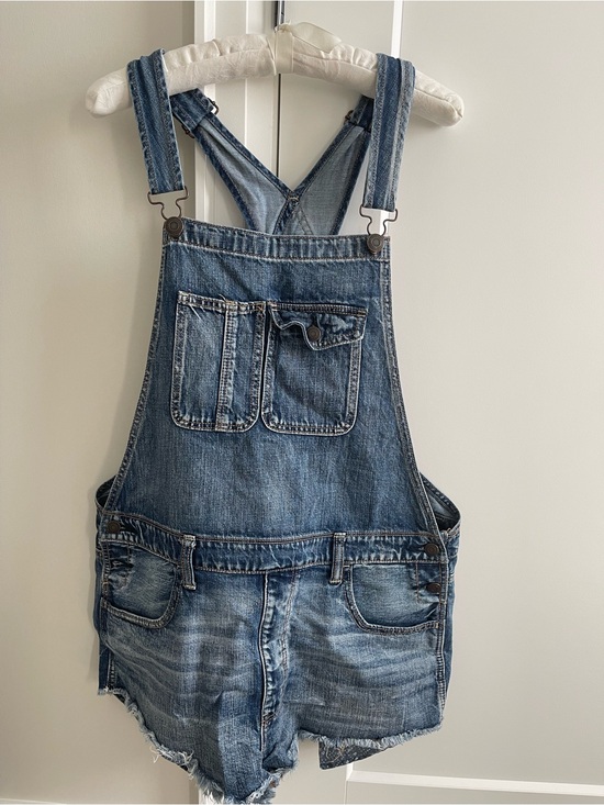 American Eagle Outfitters Pants - American Eagle Outfitters Light Wash Denim Short Overalls